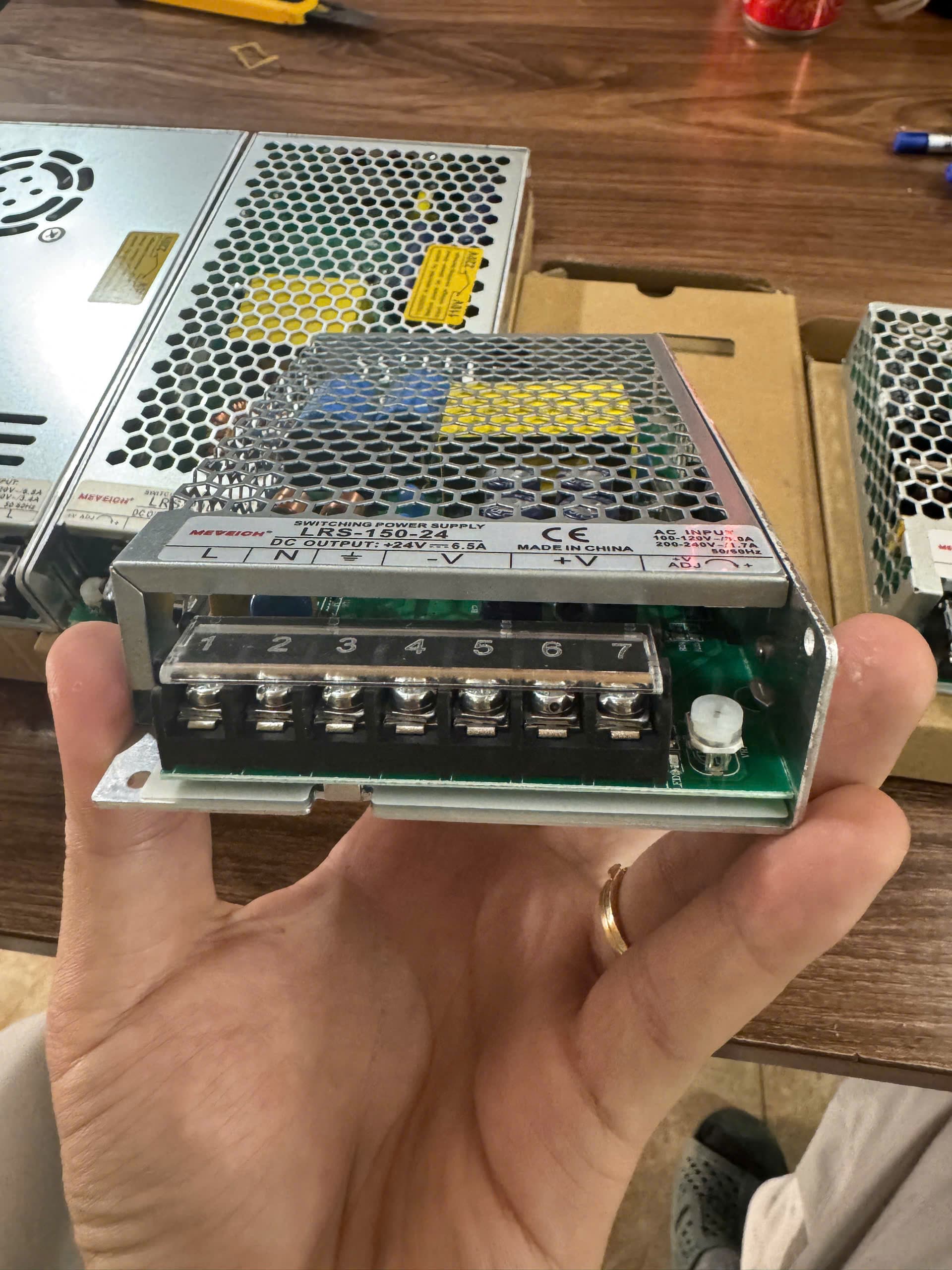 Bộ nguồn tổ ong Meanwell LRS-150-24 (150W 24V 6.5A) - ảnh phụ 1