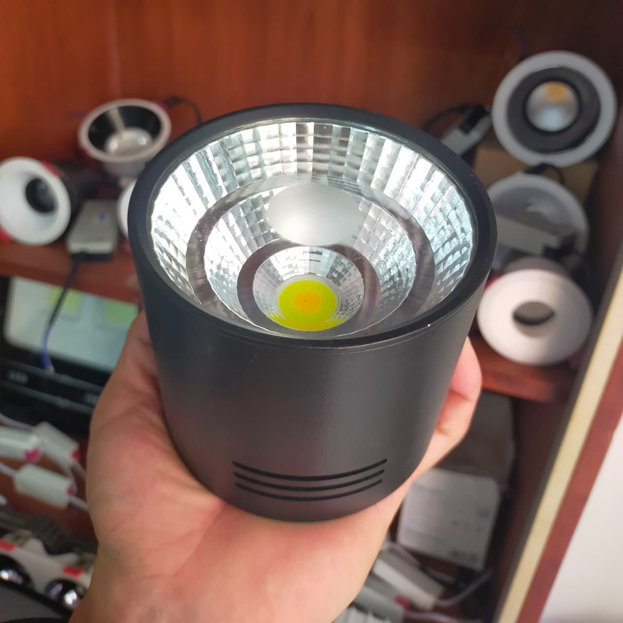 Đèn Lon Ốp Trần 12W 100×90