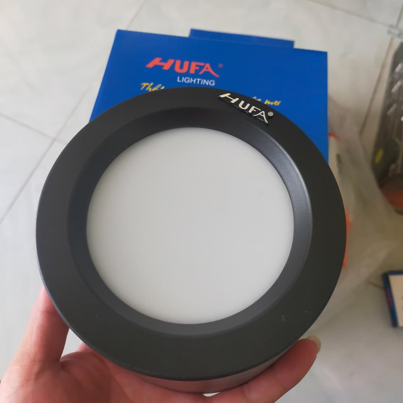 Đèn Lon Ốp Trần 10W Sáng 4000k