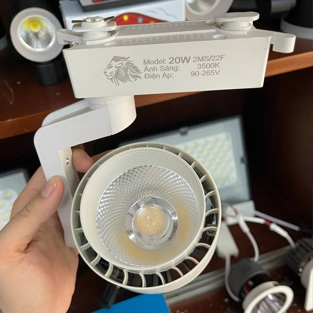 Đèn Rọi Thanh Ray Khuỷu Cob 20w - ảnh phụ 5