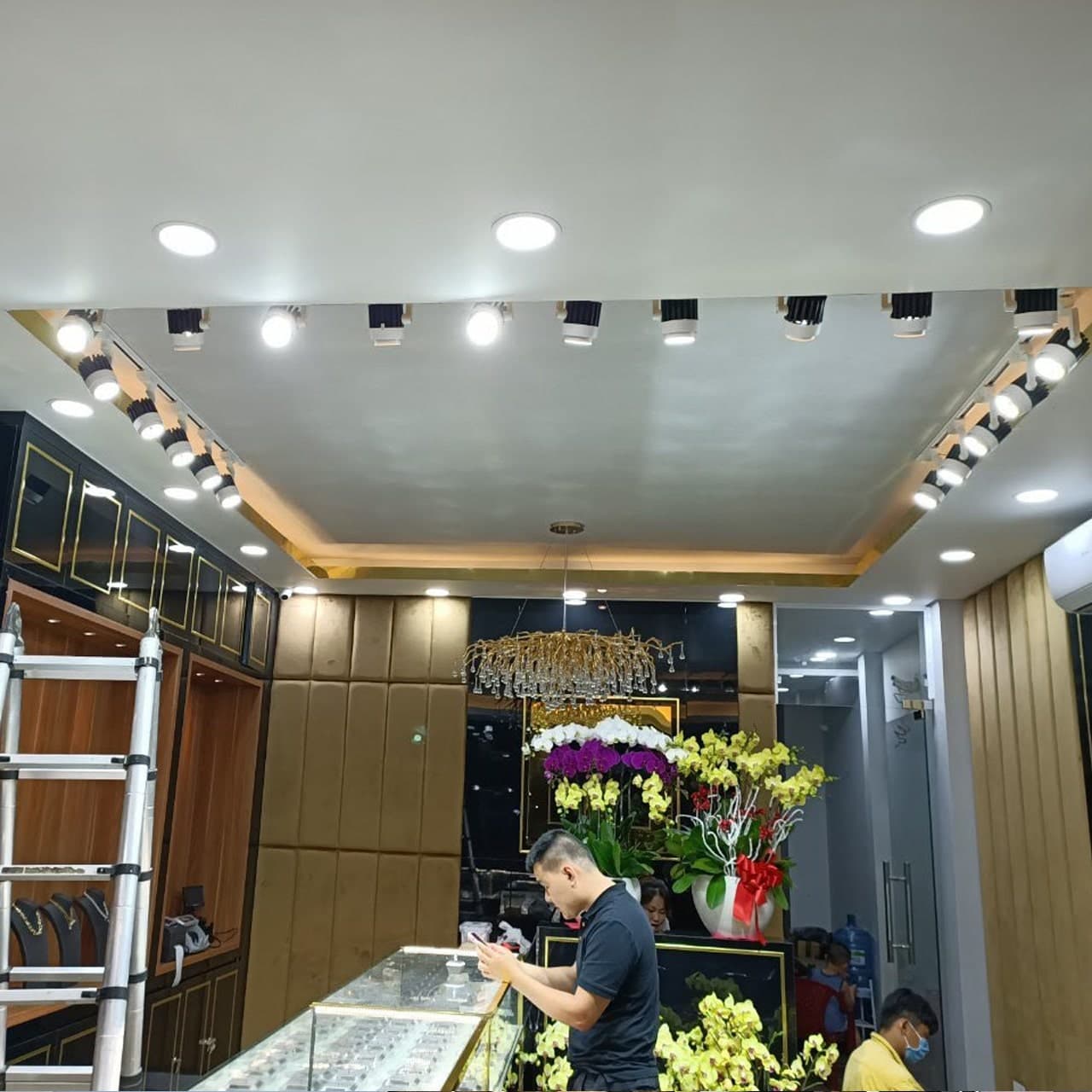 Đèn Rọi Thanh Ray Khuỷu Cob 20w - ảnh phụ 9