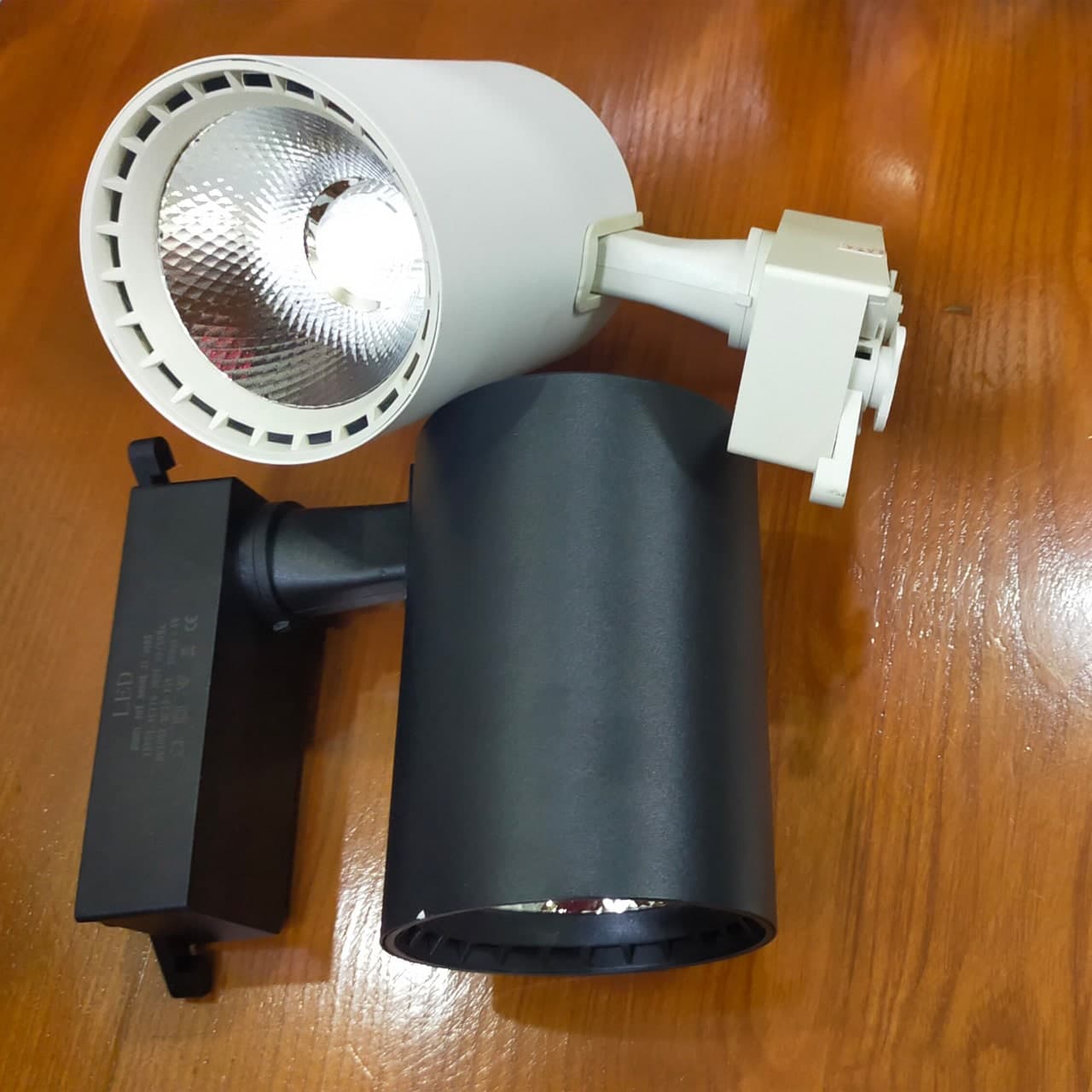 Đèn Rọi Thanh Ray Cob 30w - ảnh phụ 2