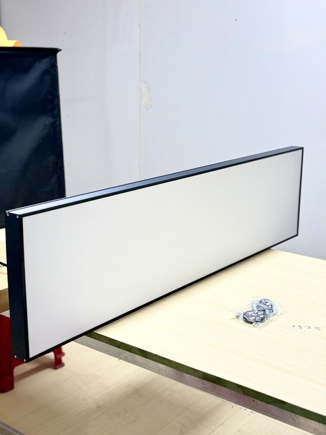 Đèn Thả Văn Phòng 1200x300x43 90W - ảnh phụ 11