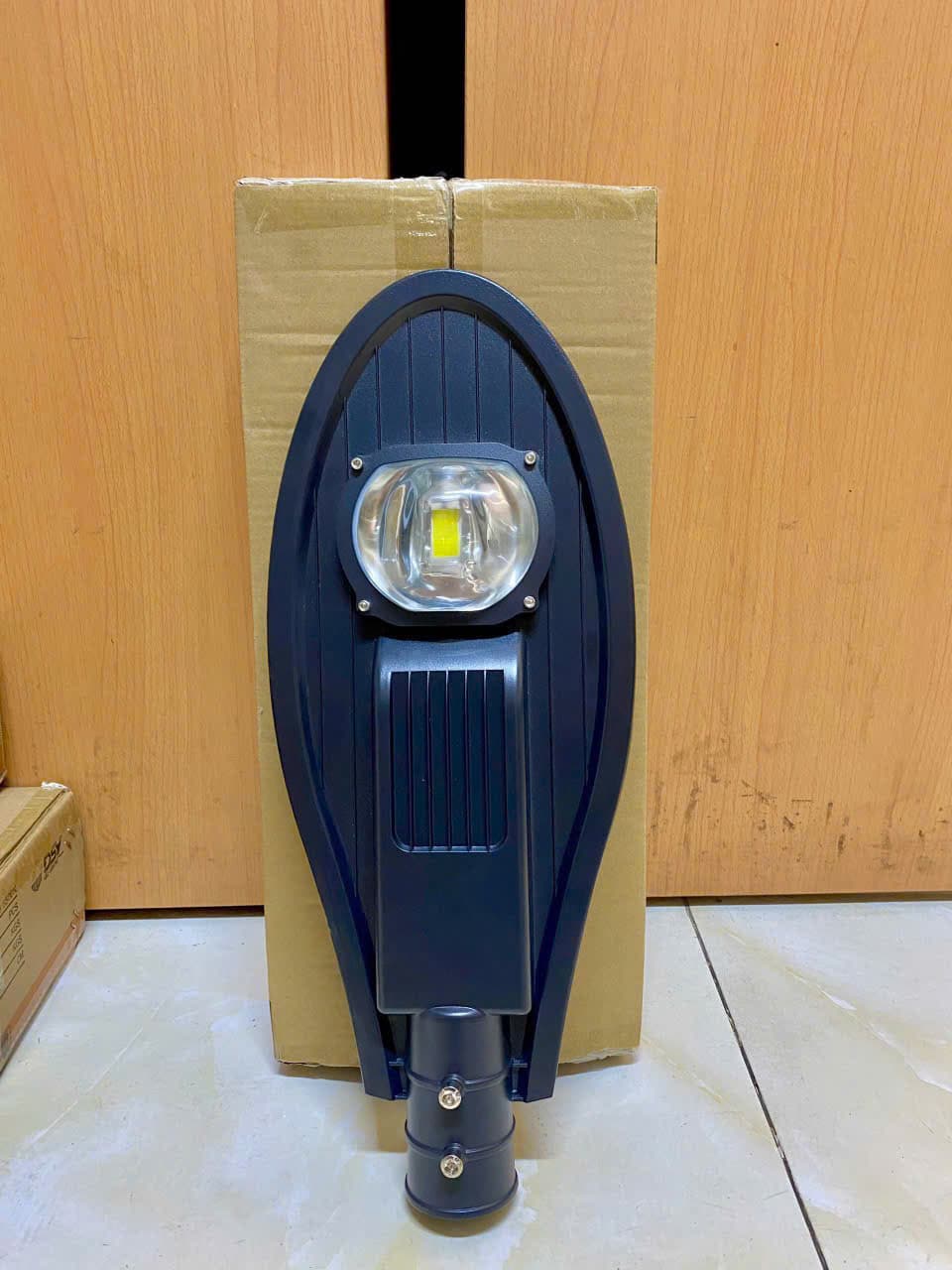 Đèn Đường Lá Điện 50W DOB