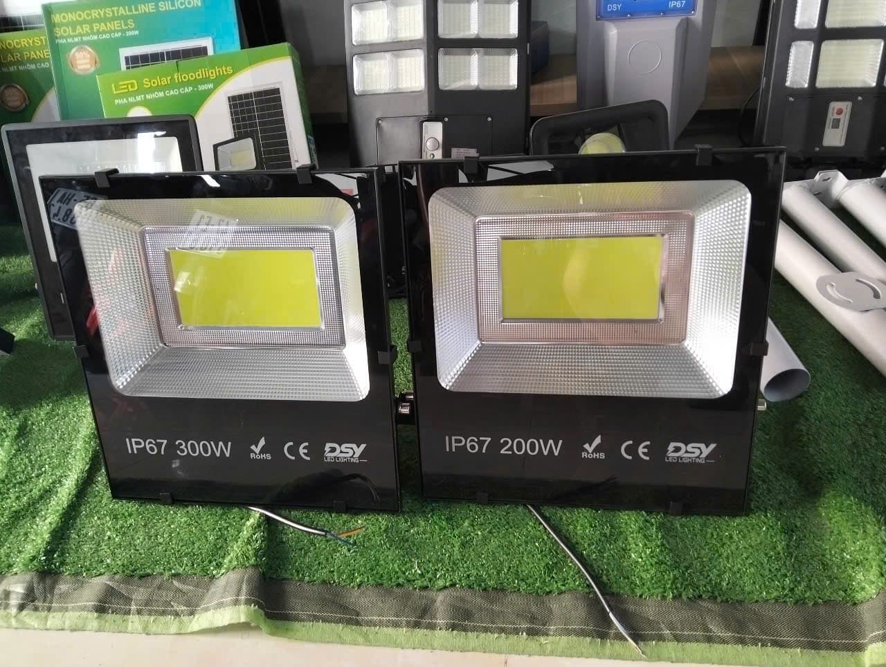 Đèn Pha Điện COB 5054 – 200W DSY