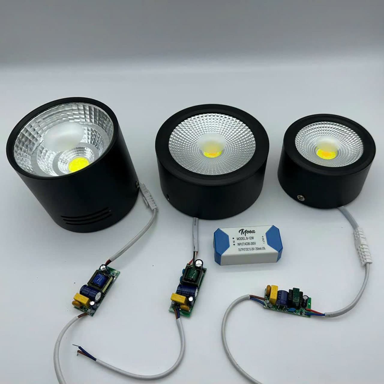 Đèn Lon Ốp Trần 12W Viền Vàng 115×55 - ảnh phụ 8