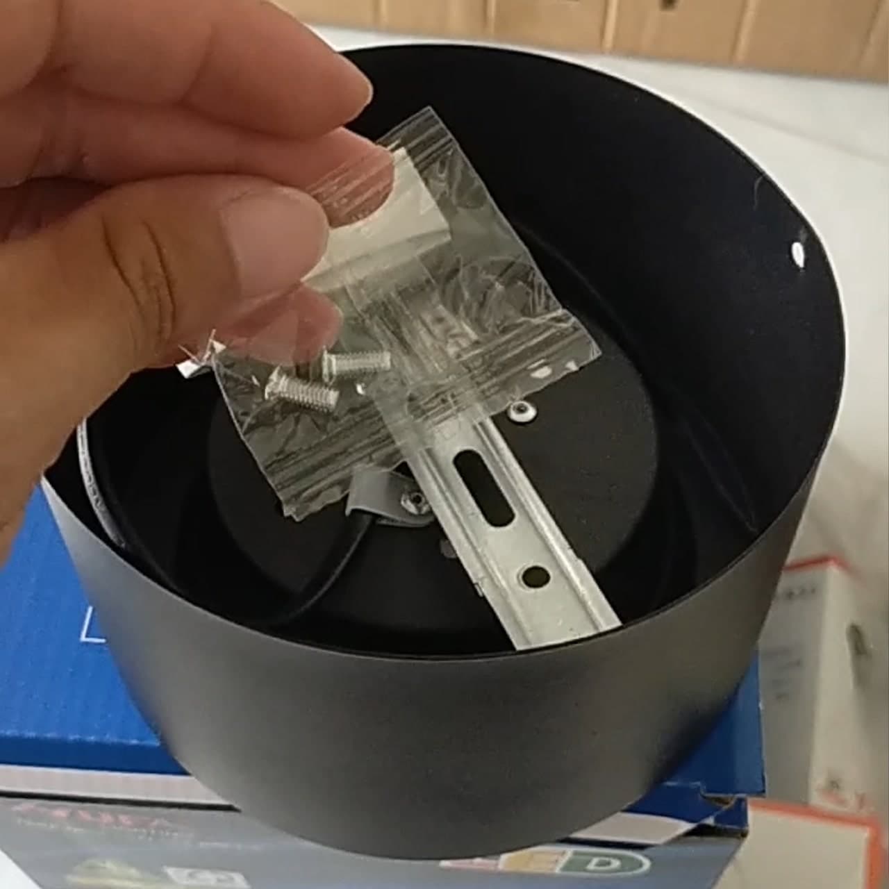 Đèn Lon Ốp Trần 10W Sáng 4000k - ảnh phụ 5