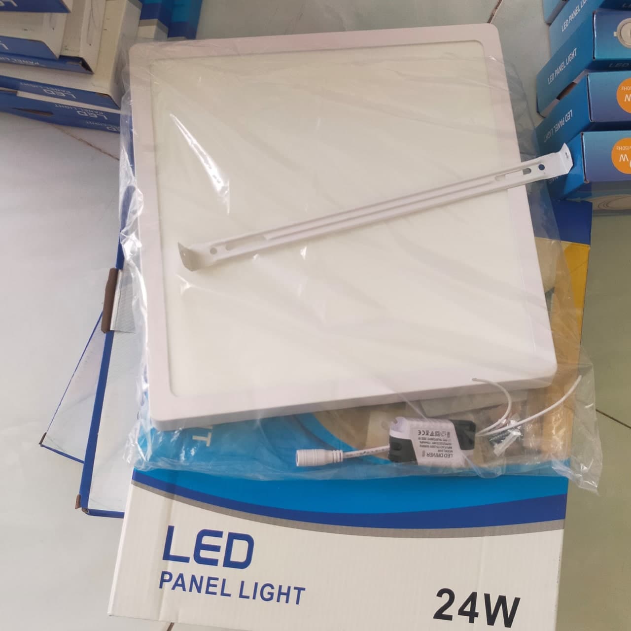 Đèn LED Ốp Trần Vuông 12W - ảnh phụ 4
