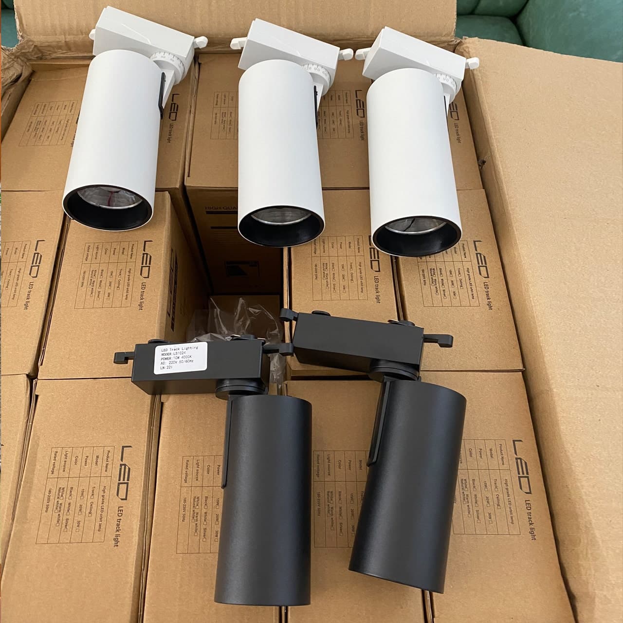 Đèn Rọi Thanh Ray Ống Bơ 20w - ảnh phụ 4